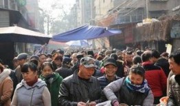 西安集市爆料事件视频,视频揭露惊人一幕，网友热议不断